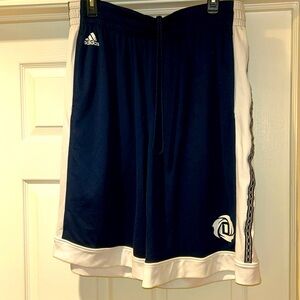 Immaculate DROSE basketball shorts, NVY/WHT in XL! 👌🏼
